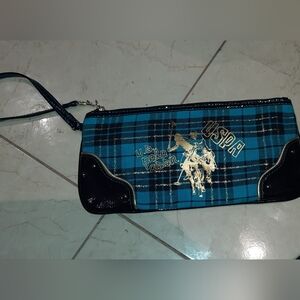 New USPA POLO PLAID WRISTLET